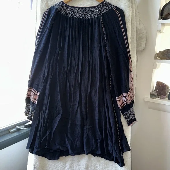 Free People Tunic Dress M Boho Black Embroidered Tassel Peasant LS Top‎ Paisley - Picture 3 of 10